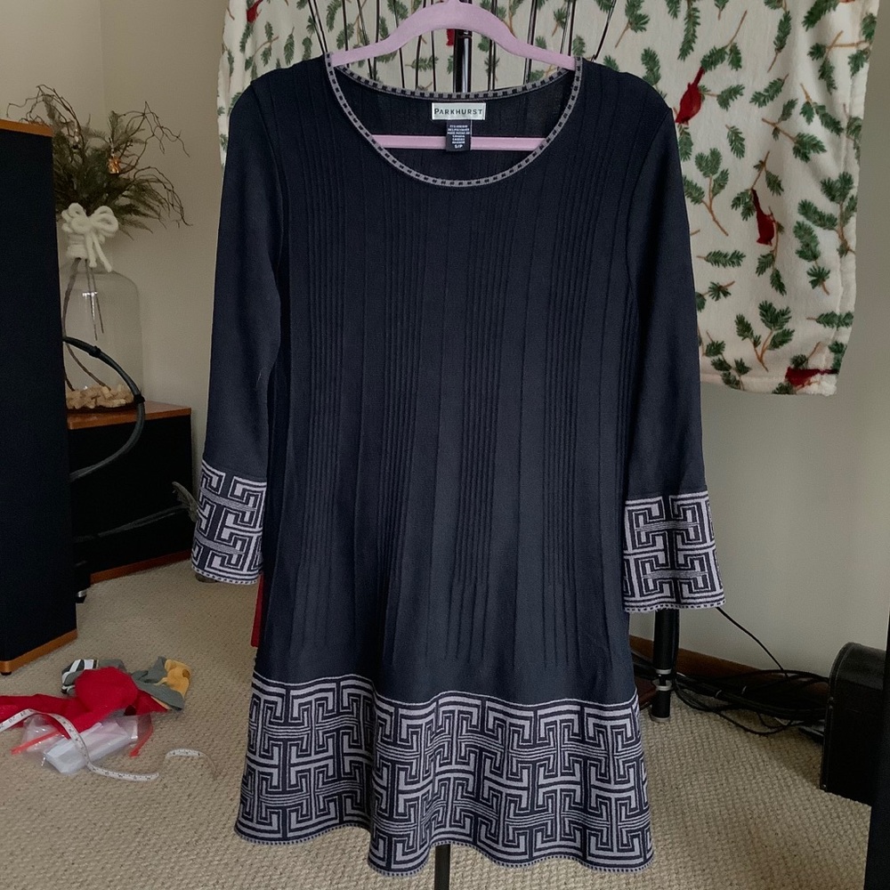 😍 Parkhurst Sweater Dress!